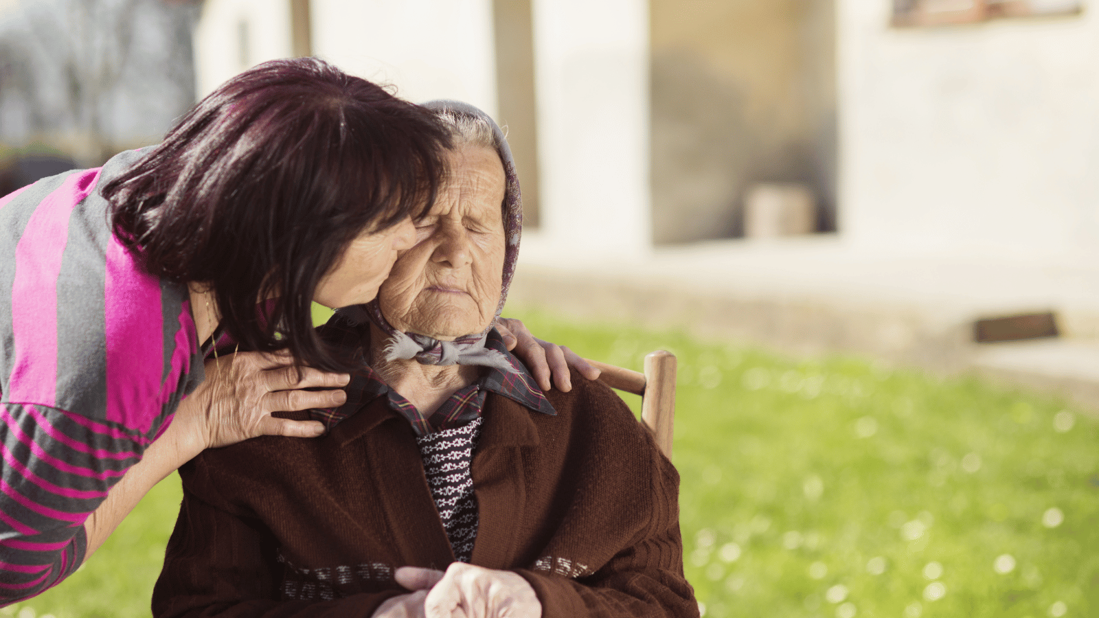 Nurturing Your Loved Ones: Recognizing the Need for Assisted Living with Memory Care