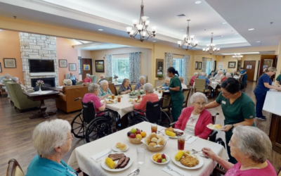 How Group Meals and Card Games Help Seniors Build Real Friendships